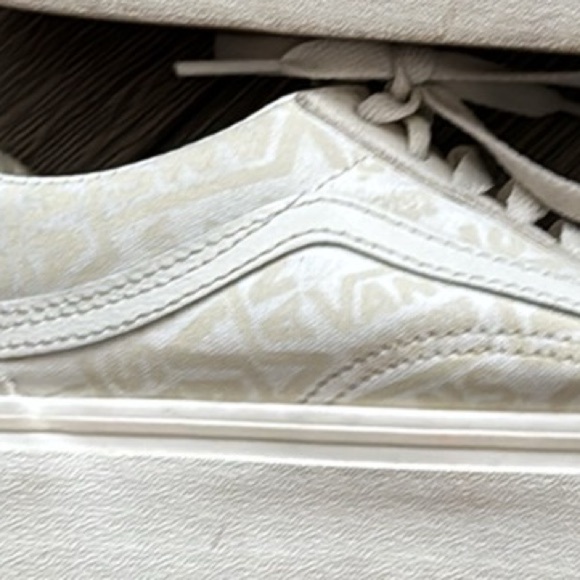 Vans Old Skool PLATFORM Tonal logo sneakers size 8 - Picture 12 of 12